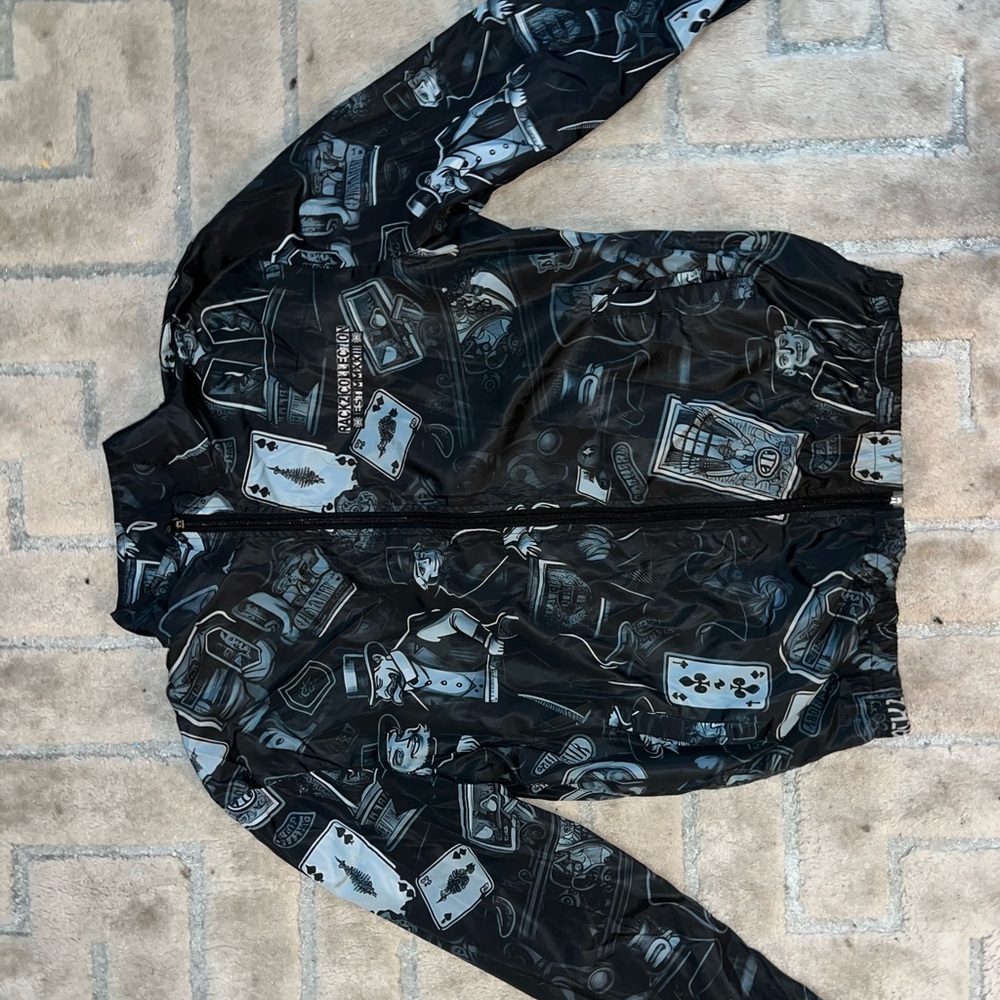 Black And Gray Graphic Jacket - image 1